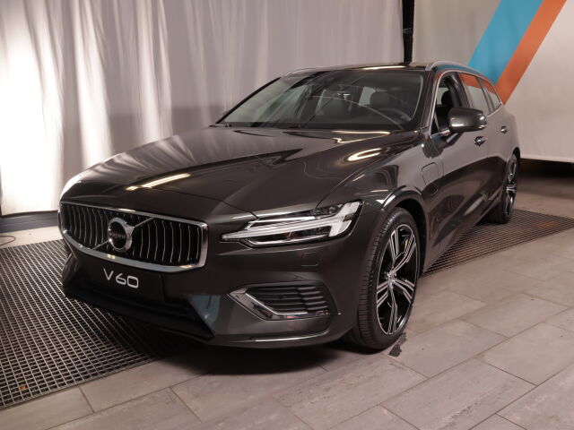 Volvo V60 2022